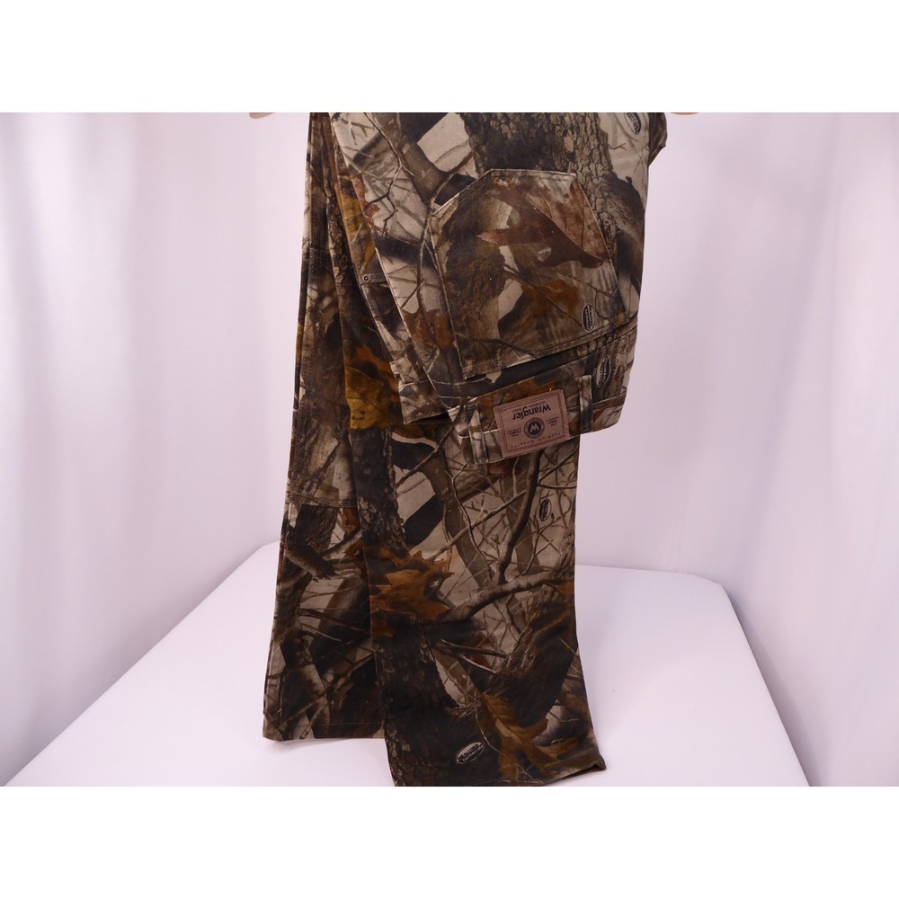 Wrangler Authentic Jeans Camo Camoflauge Size 36 x 30